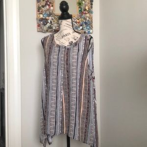 DANA BUCHMAN LADIES SHORT SLEEVE PULL OVER TRIBAL BLACK TAN ASYMMETRICAL  XL